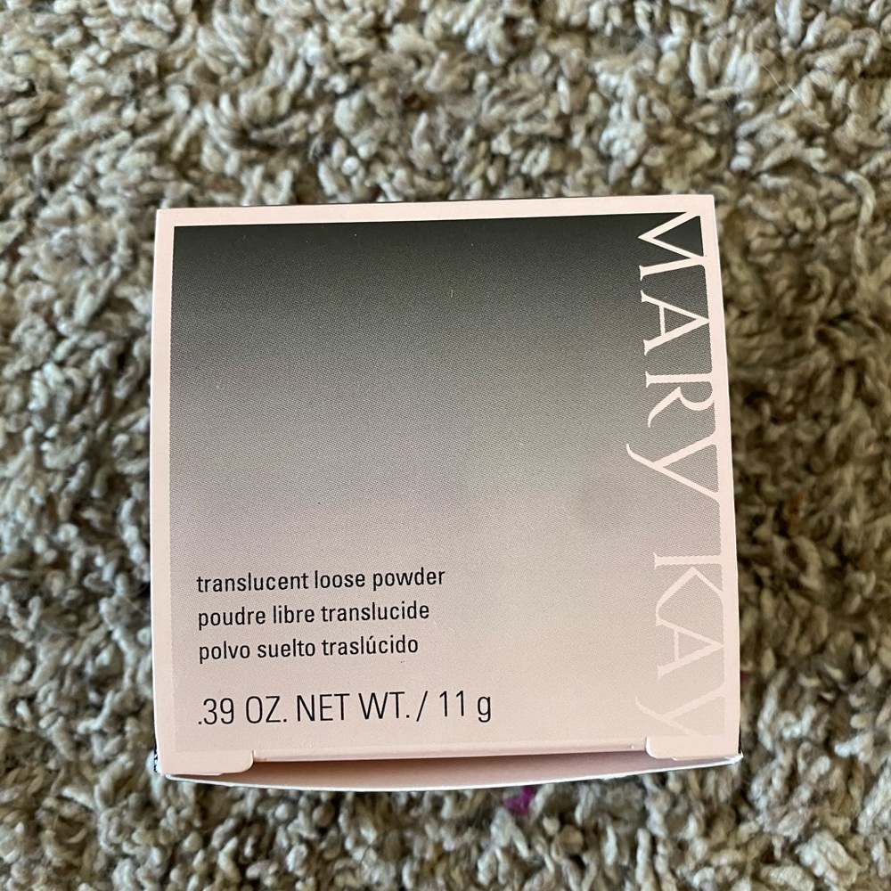 Mary Kay Translucent Loose Powder
